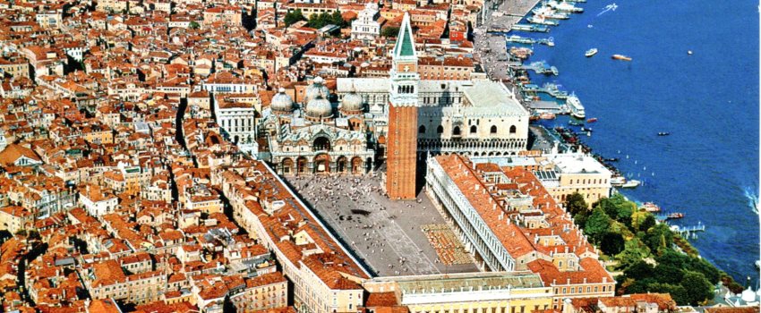 Látnivalók a velencei karnevál idején: A Szent Márk tér